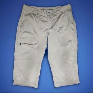 Columbia Women's Capri Pants Size 12 Omni Shield Cargo Outdoor Hiking Tan 34x18